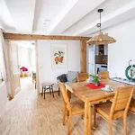 شقة Gaestehaus Grosshoechberg