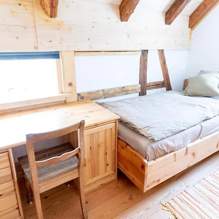 아파트 Gaestehaus Grosshoechberg