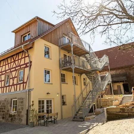 Gaestehaus Grosshoechberg *