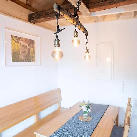 Gaestehaus Grosshoechberg *